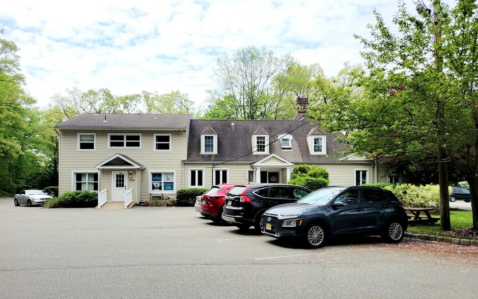 550 W Main St, Boonton, NJ 07005 Office for Sale