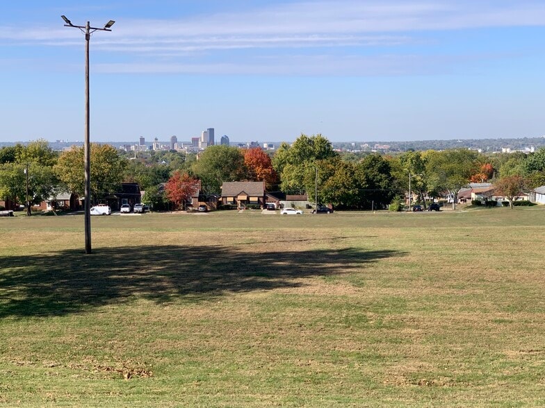 200 S Wright Ave, Dayton, OH for sale - Building Photo - Image 2 of 4