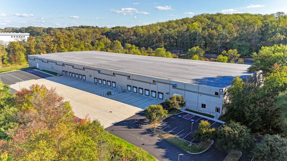 1480 Zeager Rd, Elizabethtown, PA for lease - Building Photo - Image 1 of 10