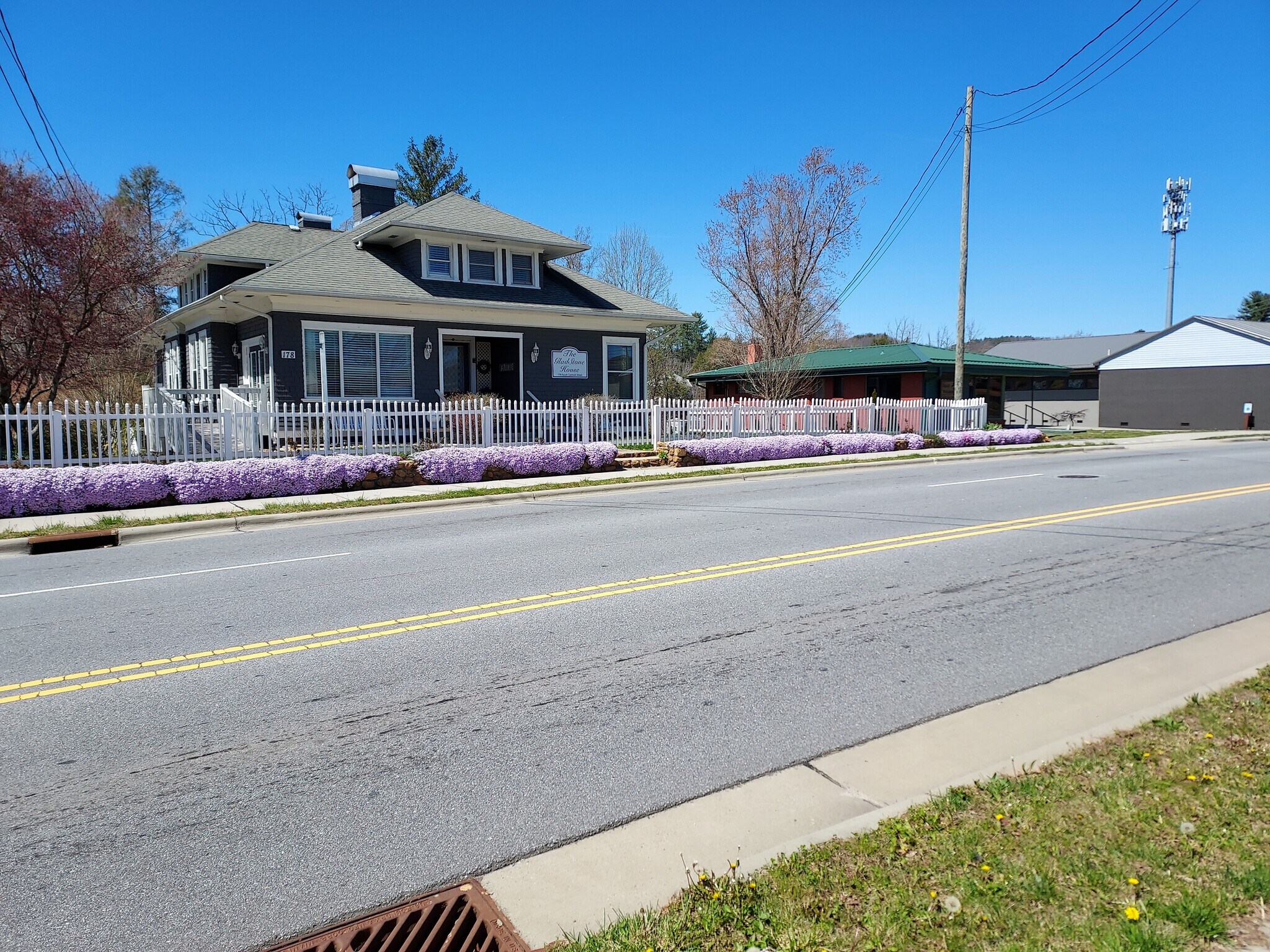 178 S Caldwell St, Brevard, NC for sale Building Photo- Image 1 of 35