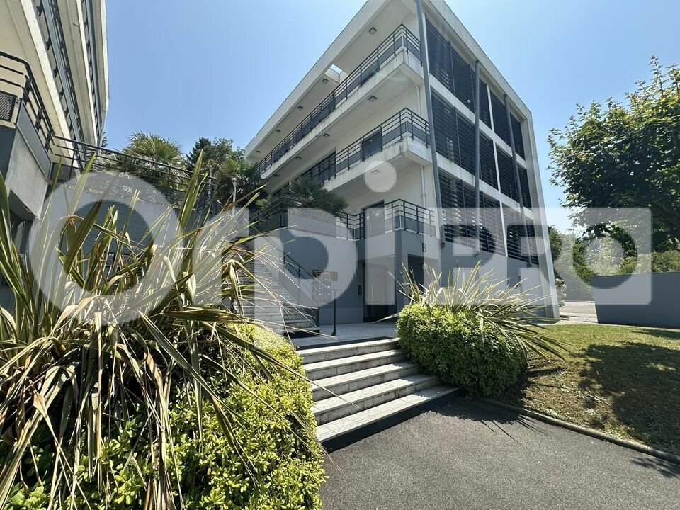 Office in Bayonne for lease Building Photo- Image 1 of 7