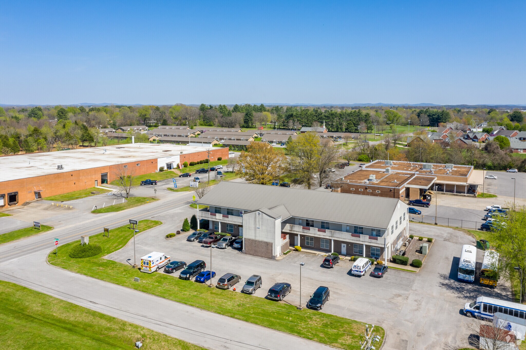 240 Mayfield Dr, Smyrna, TN 37167 Mayfield Office Center