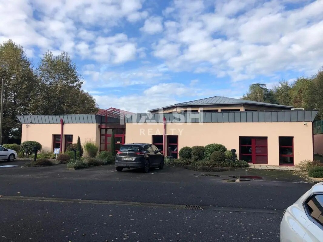 Office in Thizy-les-Bourgs for sale Building Photo- Image 1 of 16