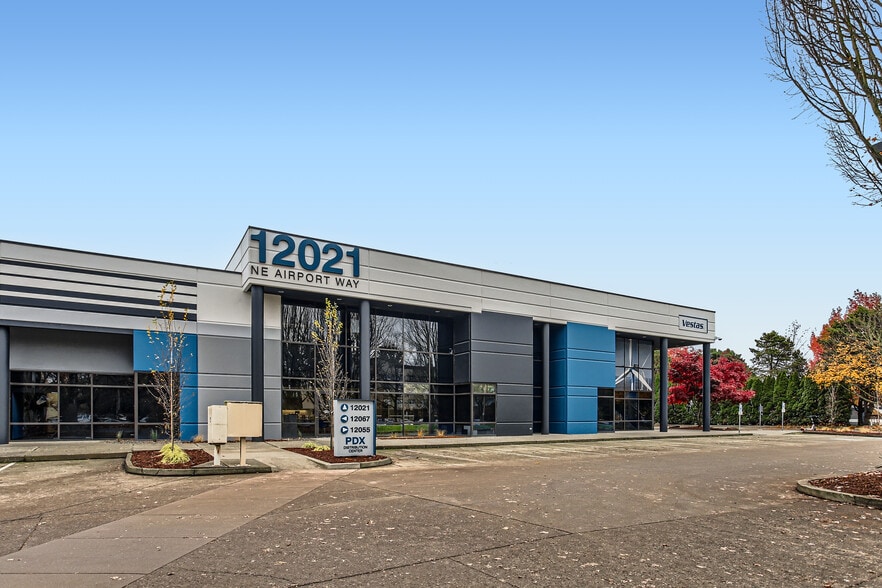 12067 NE Glenn Widing Dr, Portland, OR for lease - Building Photo - Image 2 of 11