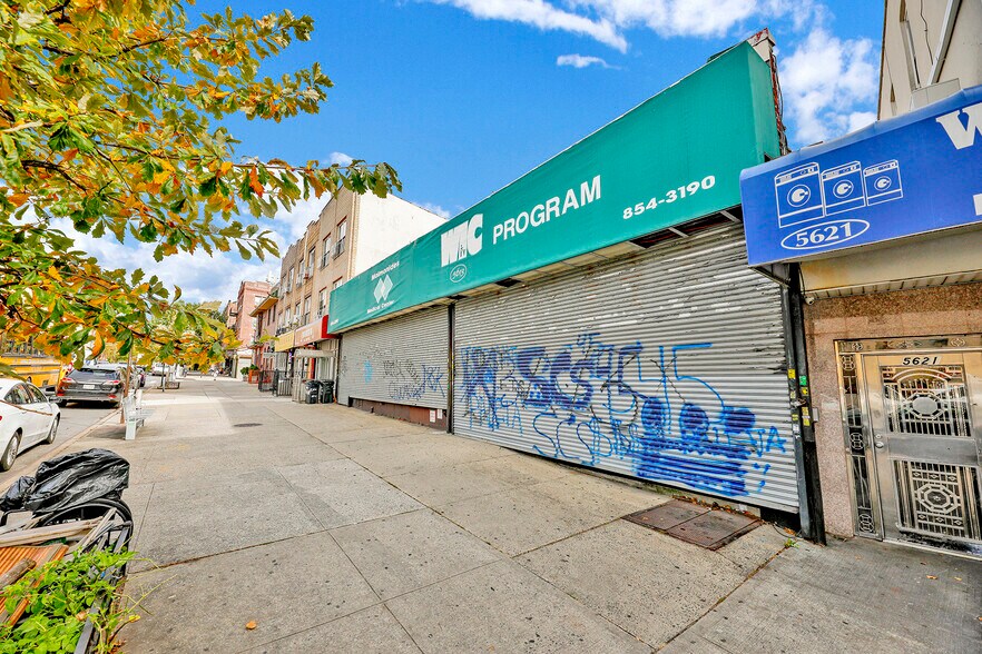5613 Fort Hamilton Pky, Brooklyn, NY for lease - Building Photo - Image 2 of 3