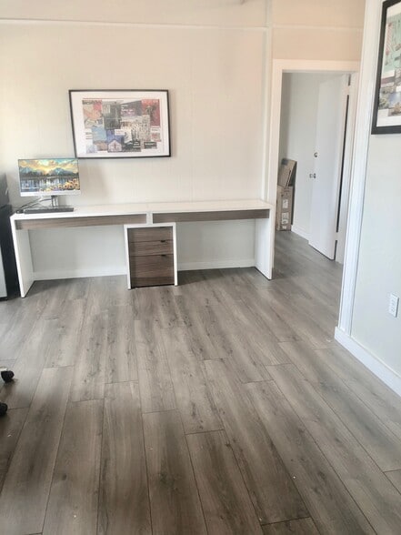 25 Lewis St, Greenwich, CT for lease - Building Photo - Image 2 of 12