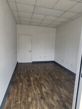 2870 Gessner Rd, Houston, TX for lease Interior Photo- Image 2 of 5