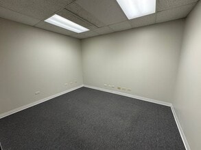 7200 E Hampden Ave, Denver, CO for lease Interior Photo- Image 1 of 3