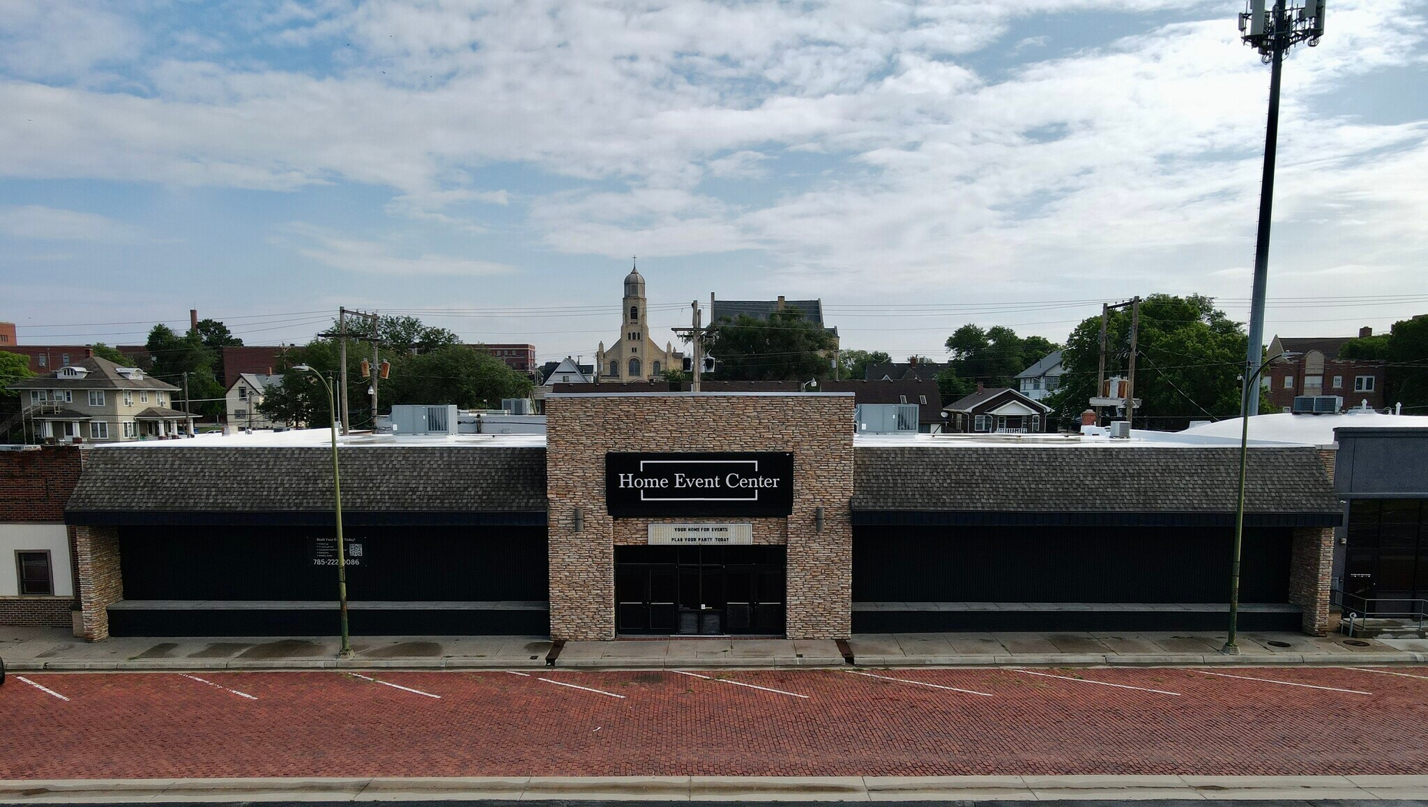 229 W 10th St, Hays, KS for sale Primary Photo- Image 1 of 1