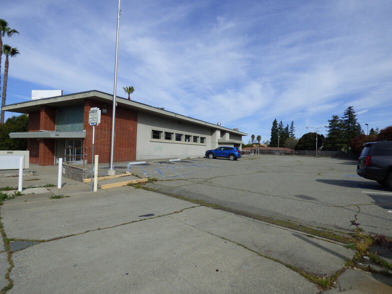 3565 Clayton Rd, Concord, CA for sale - Building Photo - Image 3 of 14