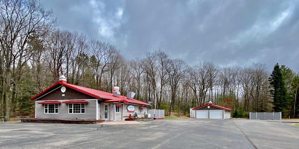 10990 CTY T, Summit Lake, WI for sale - Primary Photo - Image 1 of 1