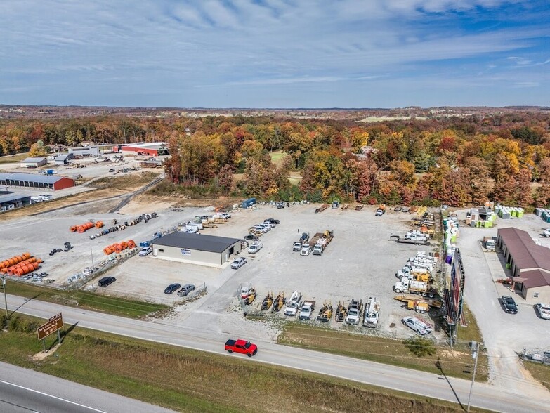 1036 Crabtree Rd, Crossville, TN for sale - Building Photo - Image 1 of 20