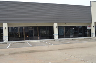 4740 Dacoma St, Houston, TX for lease Building Photo- Image 1 of 2