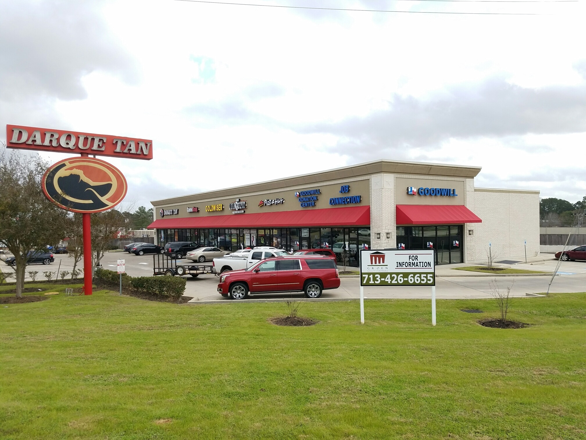 1225-1251 N Loop 336, Conroe, TX for lease Building Photo- Image 1 of 3