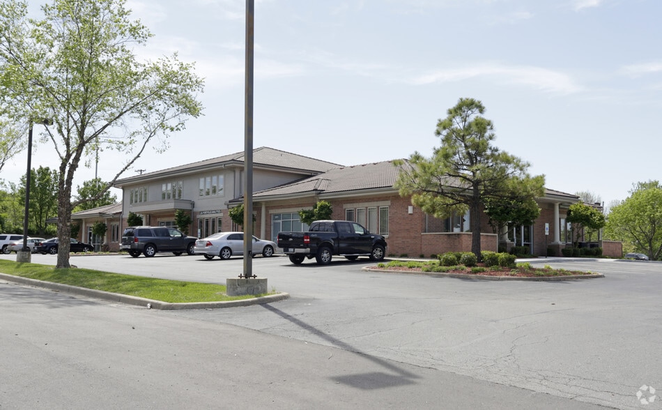 211 NW Executive Way, Lee's Summit, MO for sale - Primary Photo - Image 1 of 1