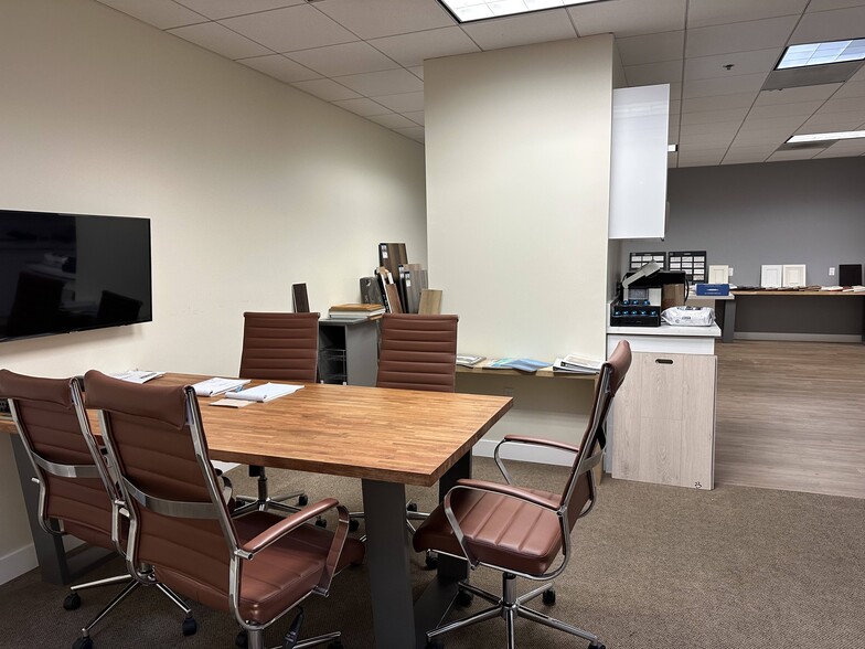 2458 Alton Pky, Irvine, CA for lease - Interior Photo - Image 2 of 13