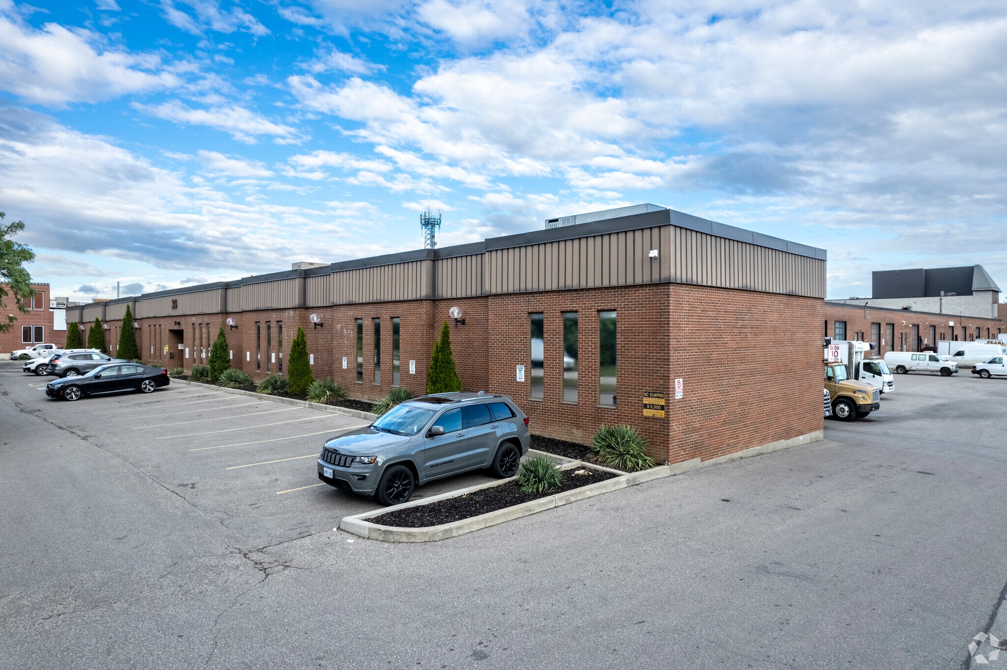 30 Titan Rd, Toronto, ON for sale Primary Photo- Image 1 of 4