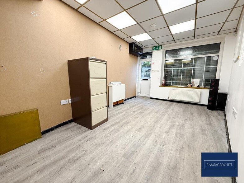 34A High St, Merthyr Tydfil for sale - Building Photo - Image 2 of 10