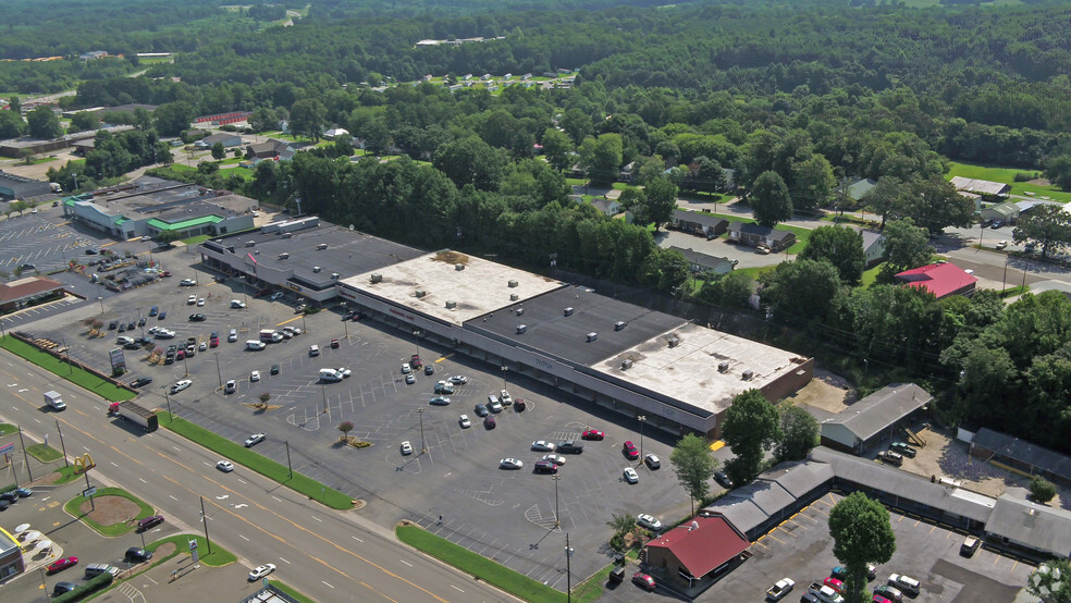 732 N Madison Blvd, Roxboro, NC for sale - Primary Photo - Image 1 of 1