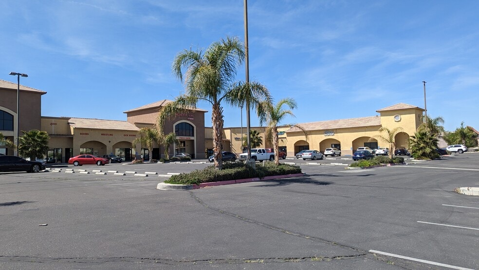 14845 Monarch Blvd, Victorville, CA for lease - Building Photo - Image 2 of 19