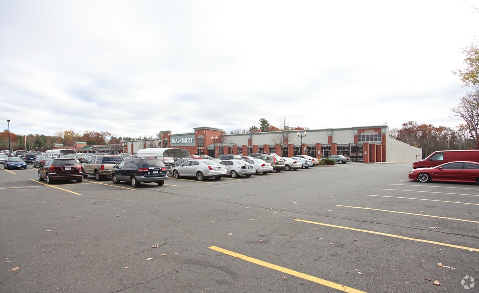 255-265 W Main St, Avon, CT for lease - Building Photo - Image 1 of 9