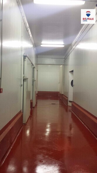 Calle Bruselas, 35, Baza, Granada for lease - Building Photo - Image 2 of 14