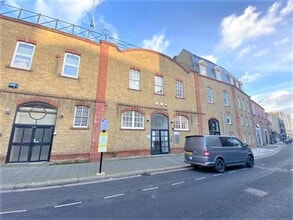 33 Warple Mews, London for lease Building Photo- Image 1 of 10