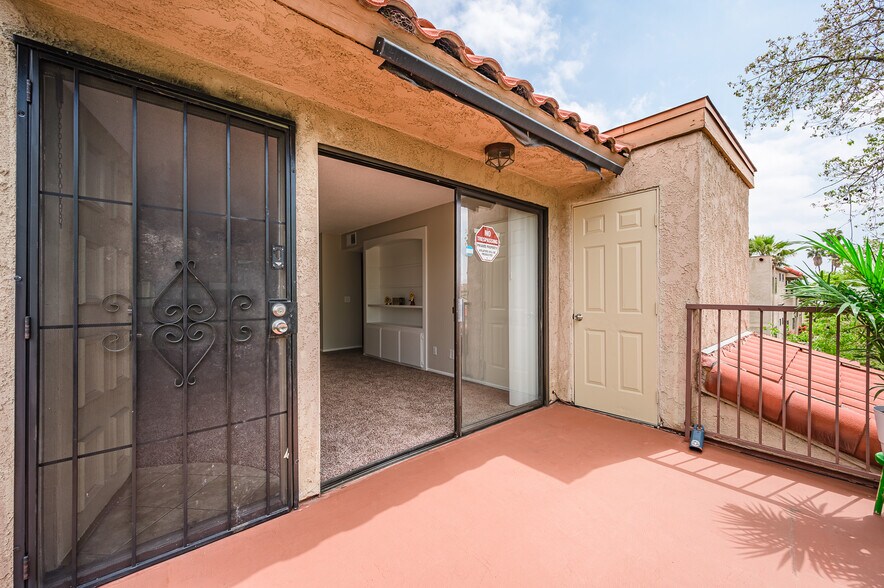 2499 W Acacia Ave, Hemet, CA 92545 2499 W Acacia Ave, Hemet