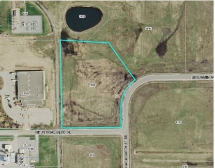 1105 Benjamin Ave SE, Hutchinson, MN for sale - Other - Image 1 of 1