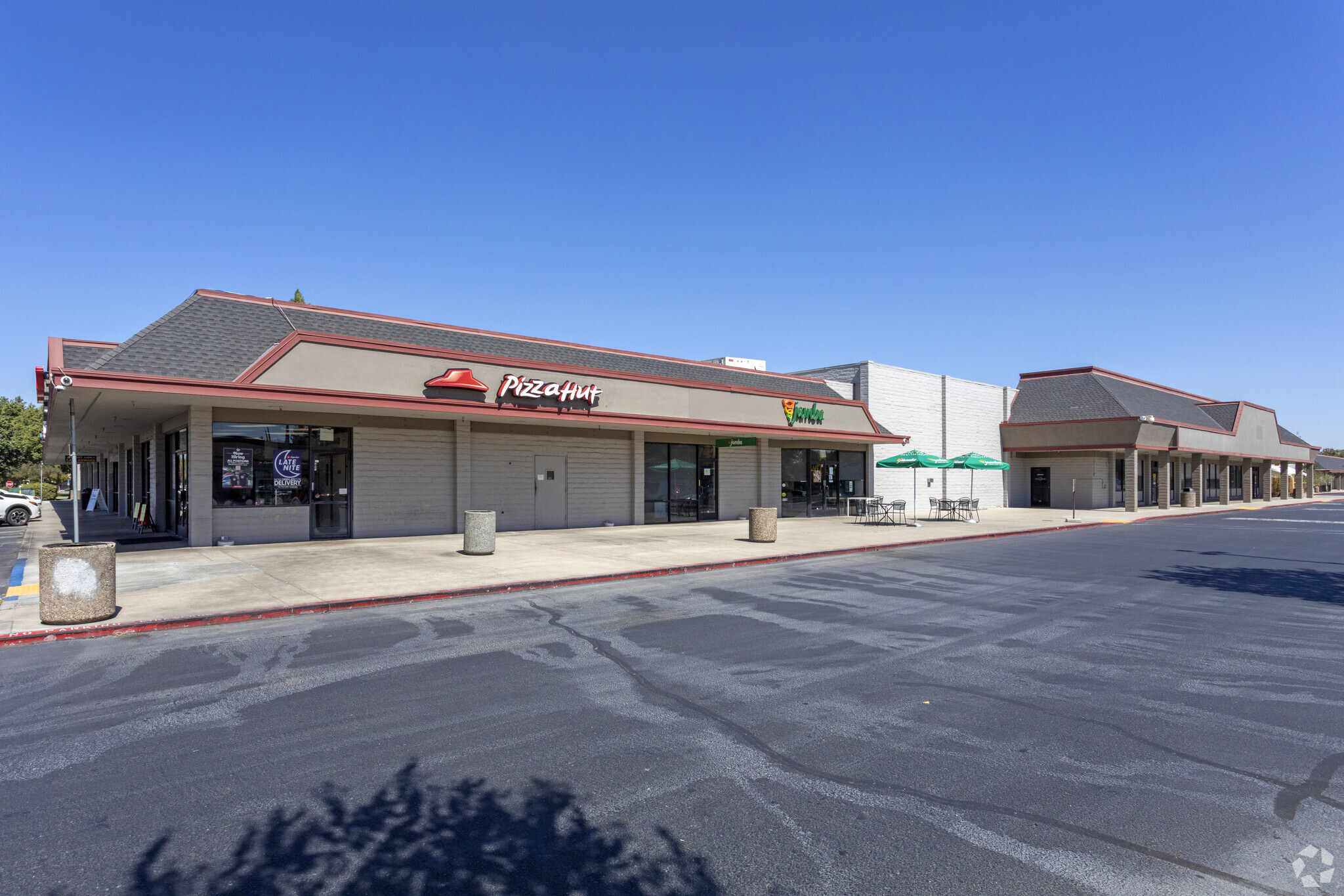 2401 E Orangeburg Ave, Modesto, CA for lease Building Photo- Image 1 of 6