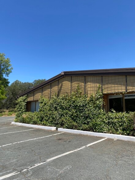 4400 State Hwy 49 hwy, Pilot Hill, CA for lease - Building Photo - Image 2 of 24