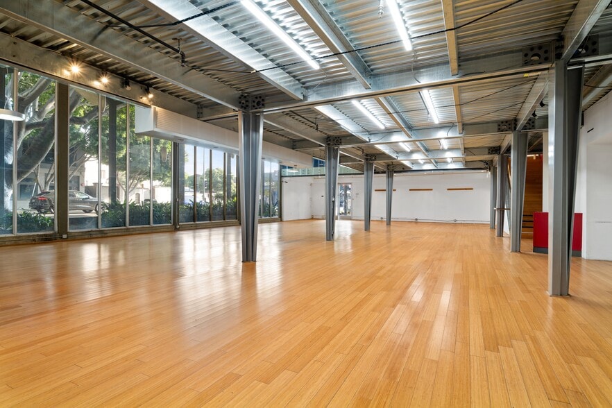 100 W Green St, Pasadena, CA for lease - Interior Photo - Image 3 of 7