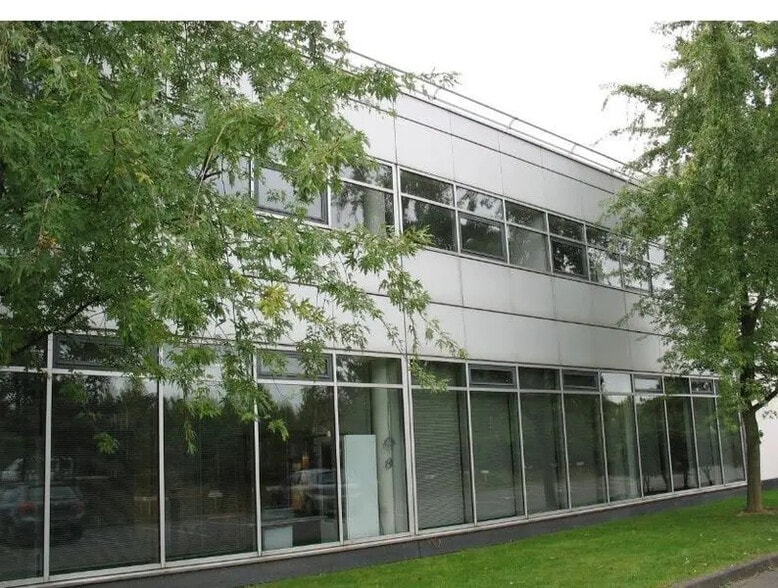 67/69 Rue Des Chardonnerets, Tremblay-en-France for lease - Building Photo - Image 3 of 14