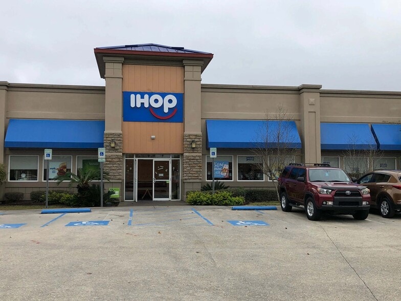 61101 Airport Rd, Slidell, LA for sale - Building Photo - Image 1 of 2