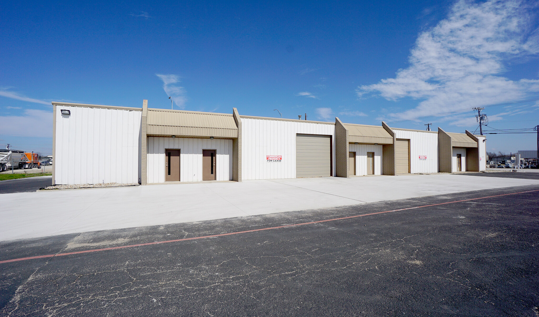 107 Mcnutt Rd, Hutto, TX for lease Building Photo- Image 1 of 7