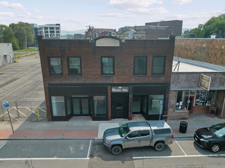 214-218 Main St, Johnson City, NY for lease - Building Photo - Image 1 of 17