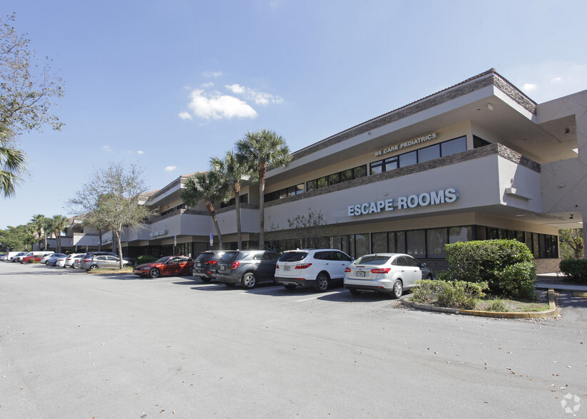 8320 W Sunrise Blvd, Plantation, FL for lease - Building Photo - Image 1 of 12