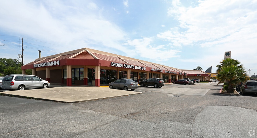 111-191 Greens Rd, Houston, TX for lease - Primary Photo - Image 2 of 5