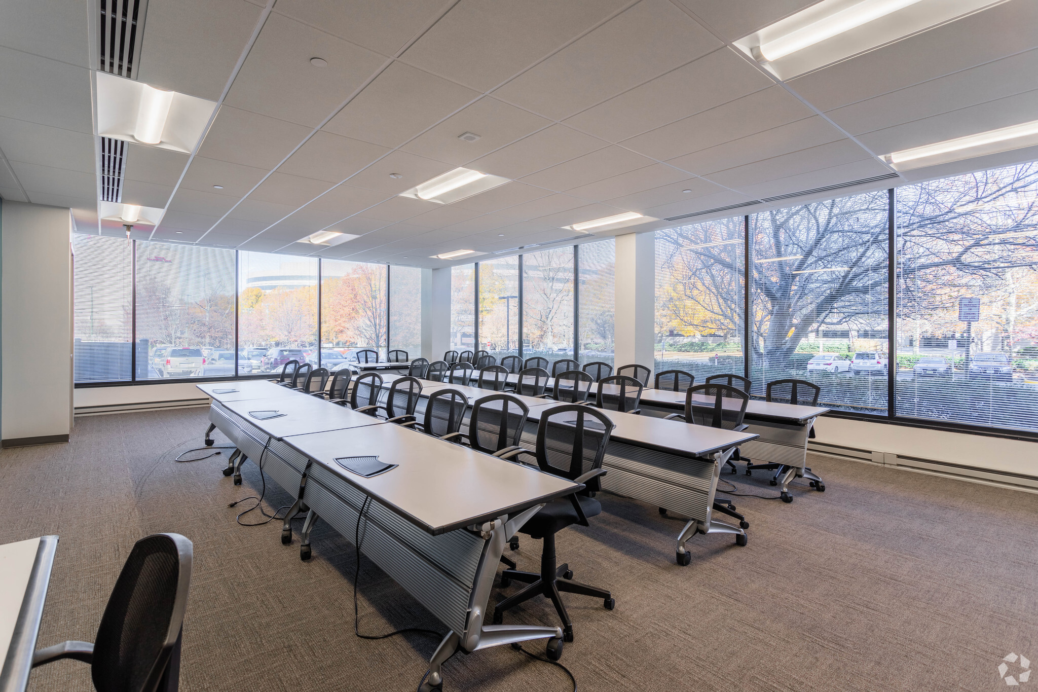 8229 Boone Blvd, Vienna, VA 22182 - Tysons Corporate Center | LoopNet