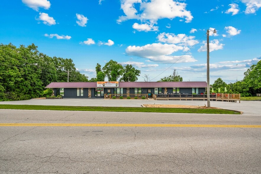 48 State Highway OO, Reeds Spring, MO for sale - Building Photo - Image 1 of 1