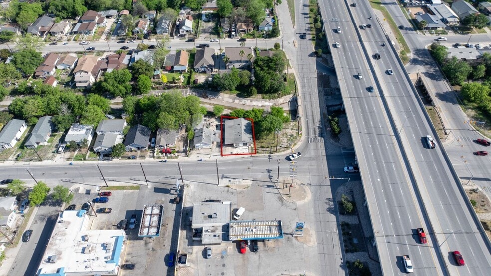 607 W Theo Ave, San Antonio, TX for sale - Building Photo - Image 2 of 7