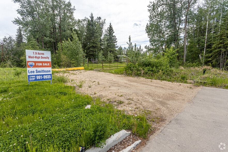 271 Range Rd, Spruce Grove, AB for sale - Building Photo - Image 2 of 3