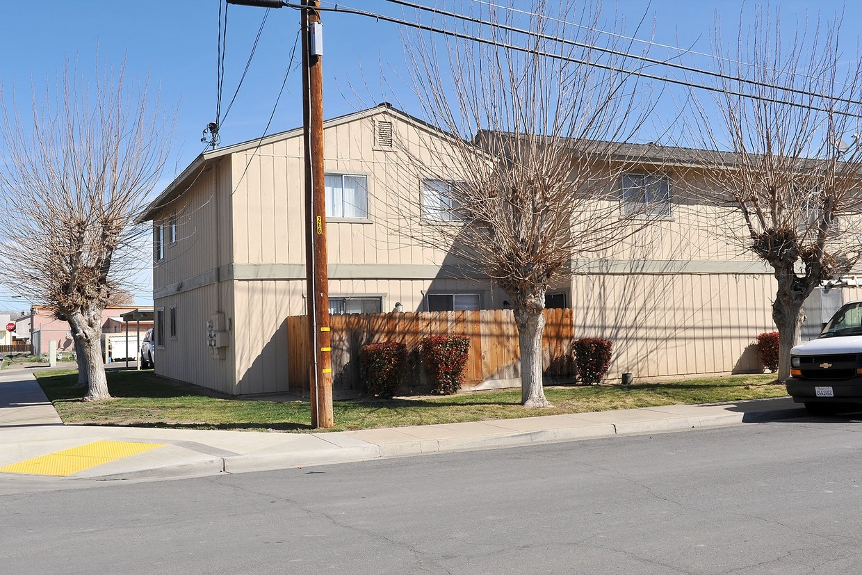 141 Warthan St, Coalinga, CA for sale Primary Photo- Image 1 of 1