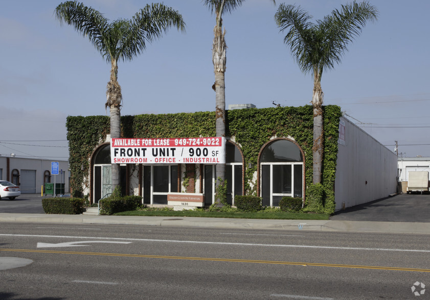 1630 S Lyon St, Santa Ana, CA for sale - Primary Photo - Image 1 of 1