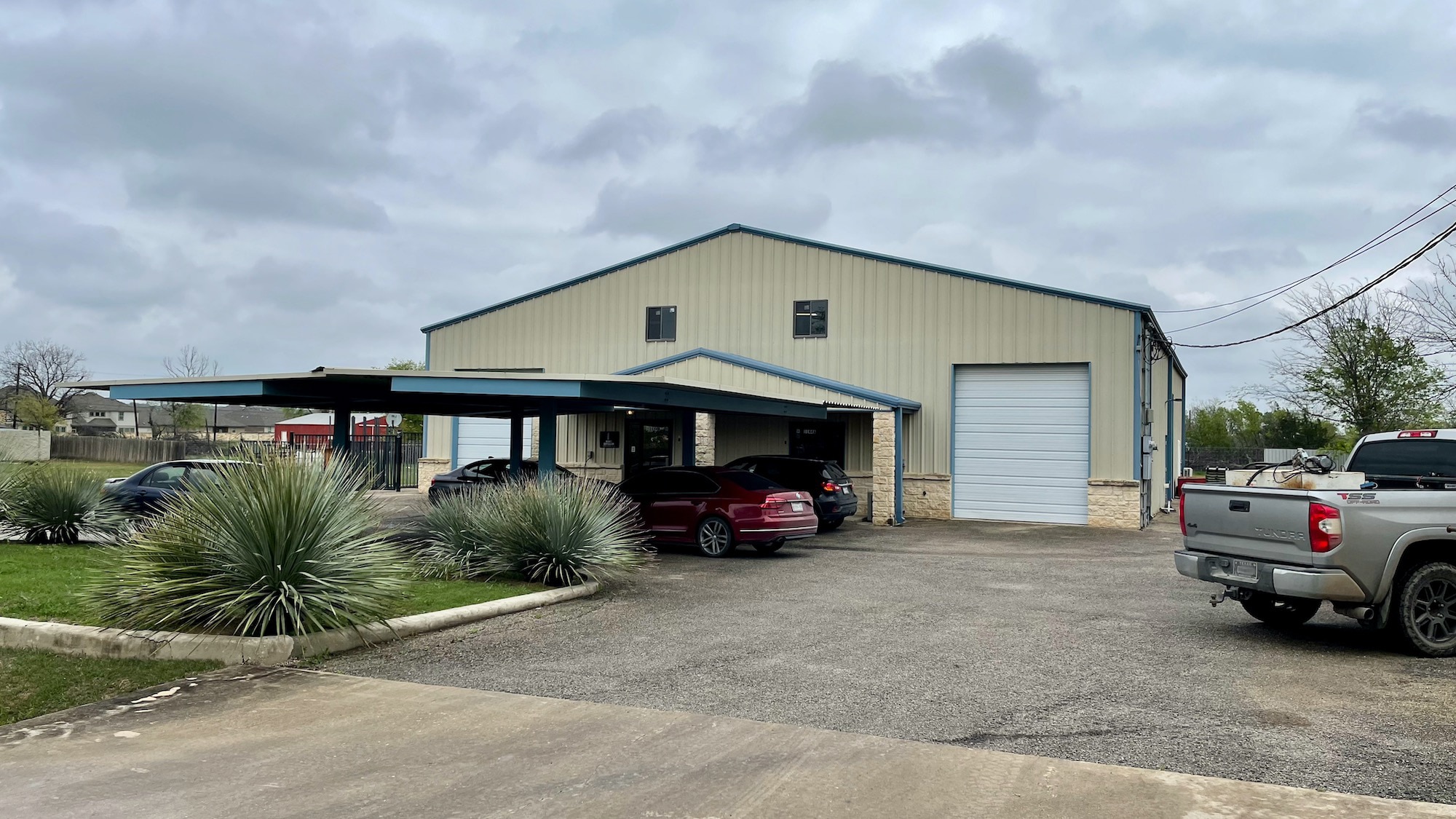 1144 Pride Dr, New Braunfels, TX for lease Building Photo- Image 1 of 16