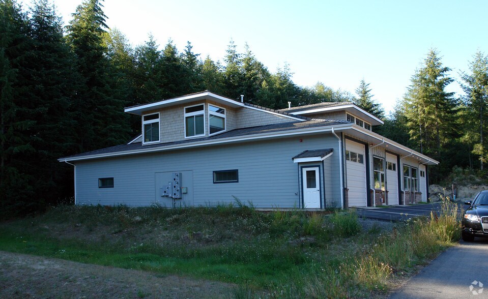 26129 Calvary Ln, Kingston, WA for sale - Building Photo - Image 2 of 4