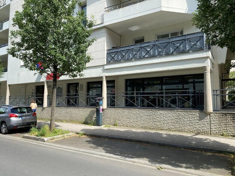 Office in Angers for sale - Building Photo - Image 1 of 5