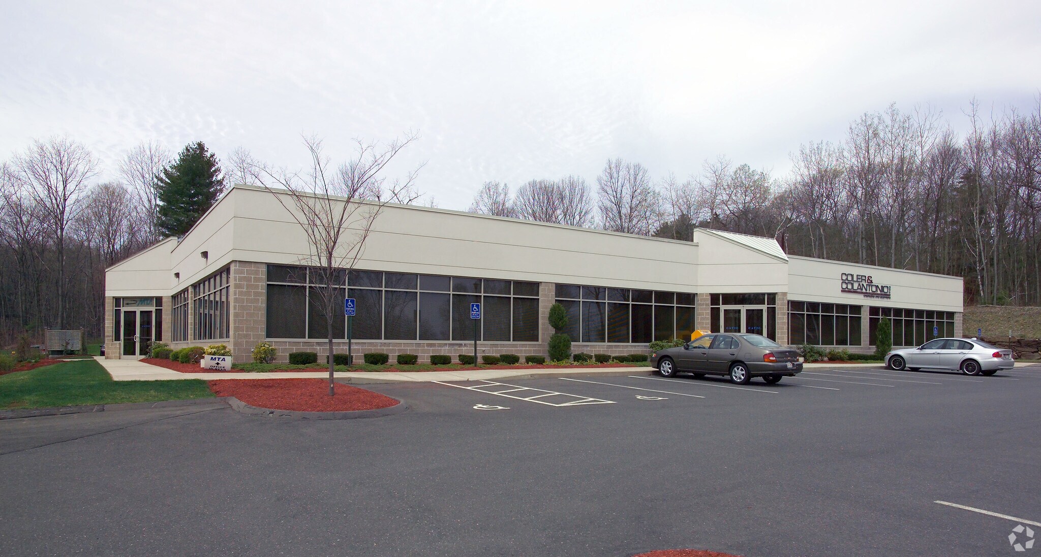 55 Bobala Rd, Holyoke, MA for sale Primary Photo- Image 1 of 1