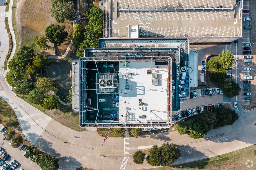 2435 N Central Expy, Richardson, TX for lease - Building Photo - Image 2 of 18