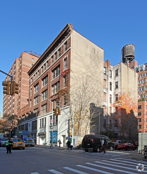 315 E 62nd St, New York, NY for lease - Building Photo - Image 1 of 2